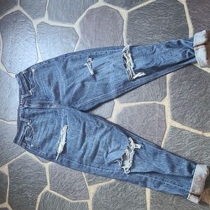 American eagle ripped jeans